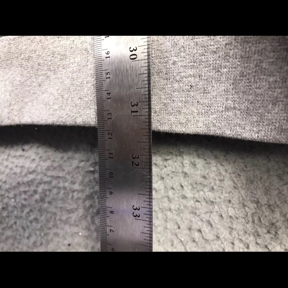 Carhartt Hoodie - Picture 7 of 8
